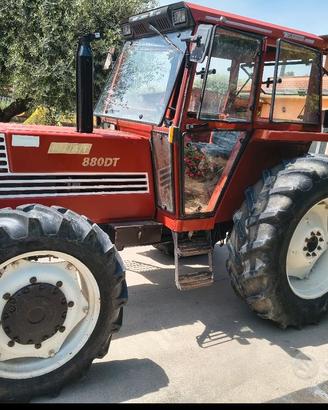 trattore fiat 880
