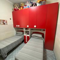 Cameretta con letto e materasso+scrivania compreso