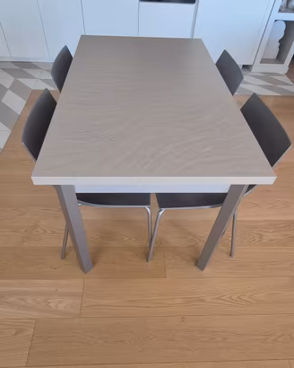 tavolo cucina Scavolini allungabile 