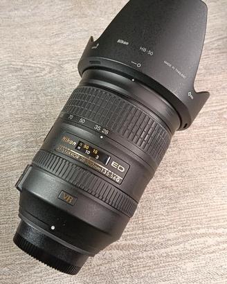 Nikon AF 28-300 F. 2.8/5,6 G ED VR