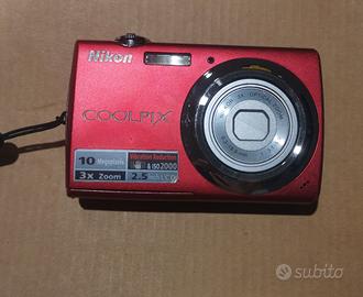 Nikon coolpix S220