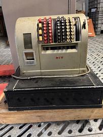 Registratore di cassa RIV vintage