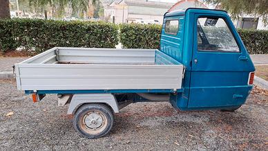 Piaggio Ape TM P703