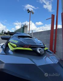 Moto d'acqua Seadoo Rxt-x-rs 325