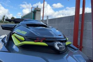 Moto d'acqua Seadoo Rxt-x-rs 325