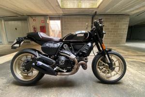 Ducati scrambler 800 cafe racer