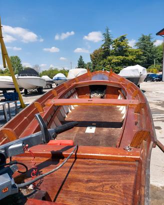 SANPIEROTA 6.4m con VELA AL TERZO e MOTORE 9.9 4T