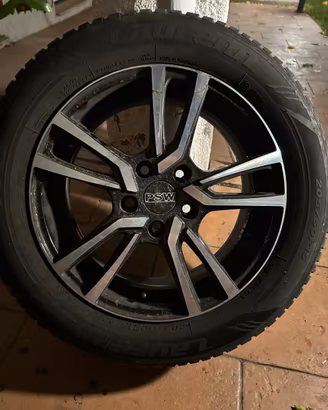 Cerchi in lega PSW 16” con gomme invernali 205/50