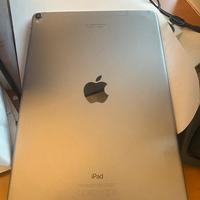 iPad Pro 10.5 A1709 2017 non si accende display
