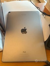 iPad Pro 10.5 A1709 2017 non si accende display