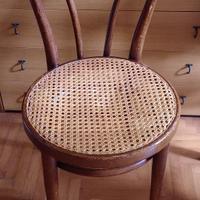 sedia thonet e sediaa dondolo