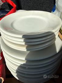 Servizio piatti