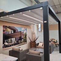 Pergola con tenda motorizzata-Pratic