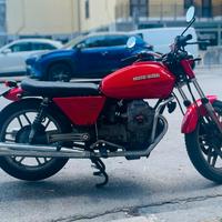 Moto Guzzi V 35 - 1984