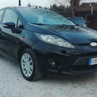 FORD Fiesta 1.4 5 porte Bz.- GPL Titanium