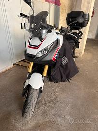 Honda XADV 750
