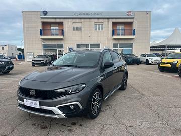 Fiat TIPO 1.6 M/JET 130cv CROSS