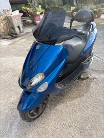 Scooter 180 Yamaha Majesty
