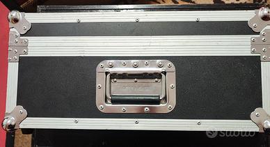 Flight case Cobra per mixer luci