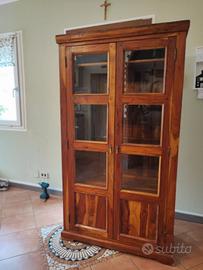 Vetrina credenza in legno acacia massiccio