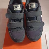Nike MD RUNNER 2