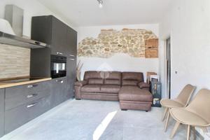 CASA SEMINDIPENDENTE A LARCIANO