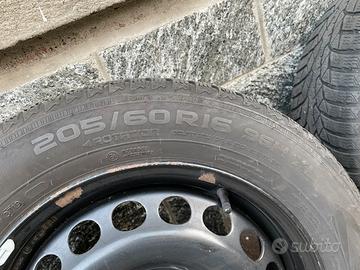 Set Gomme invernal nokian