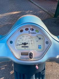 Vespa 50