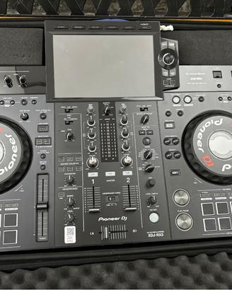 PIONEER XDJ RX3 consolle