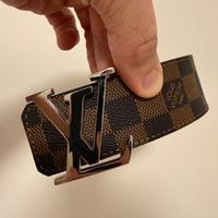 Cintura LV Initiales 40 mm reversibile