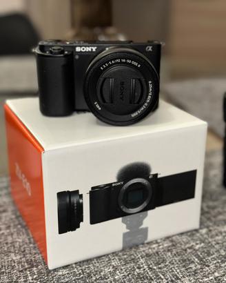 Sony ZV-E10 completa di due obiettivi + SD 128