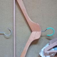 Attaccapanni in legno degli anni 70 a 0,50€