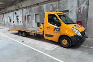 Carroattrezzi ribassato