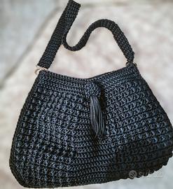 borsa in cordino interamente realizzata a mano 