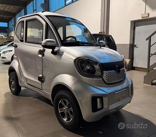 UFO F4 mobility scooter