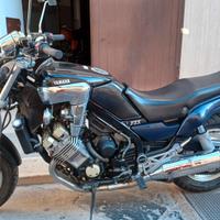 Ricambi Yamaha FZX 750 4AM 2JE telaio doc. regola