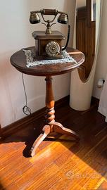 Telefono vintage stile antico