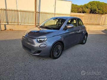 FIAT 500e Berlina 42 kWh Icon