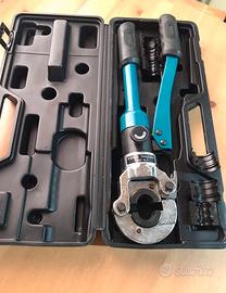 Pressatrice manuale multistrato