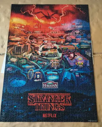 Puzzle Stranger Things 2000 pezzi completato