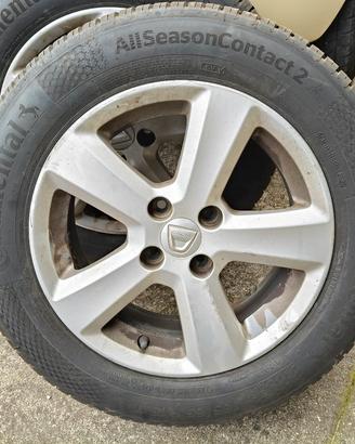 Pneumatici Nuovi + cerchi in lega Dacia Logan MCV