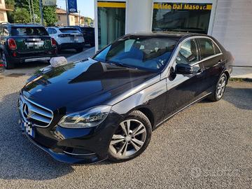MERCEDES-BENZ E 200 CDI Premium