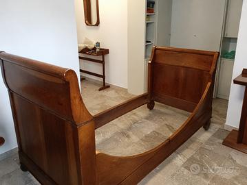Letto a barca '800 in noce massello, stile Impero