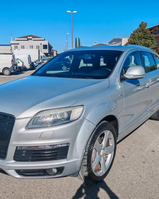 Audi Q7 3.0 V6 TDI 240 CV quattro tiptronic Advanc