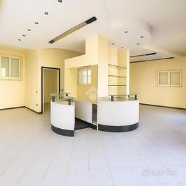 MULTILOCALE A CASTEL GOFFREDO