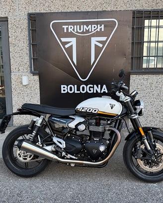 Triumph Speed Twin 1200 SOLO 320 KM