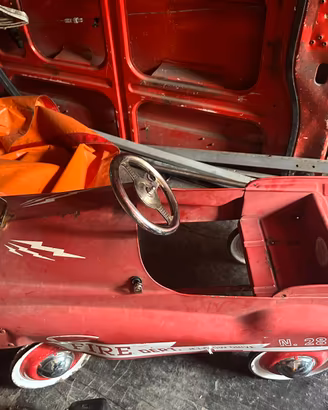 Rara auto a pedali Vintage FIRE DEPT. Da restauro