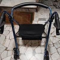carrellino  deambulatore anziani