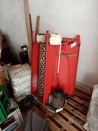 Pigia diraspatrice elettrica per uva