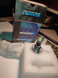 Due lampade nuove a LED tipo H7 per auto/moto 